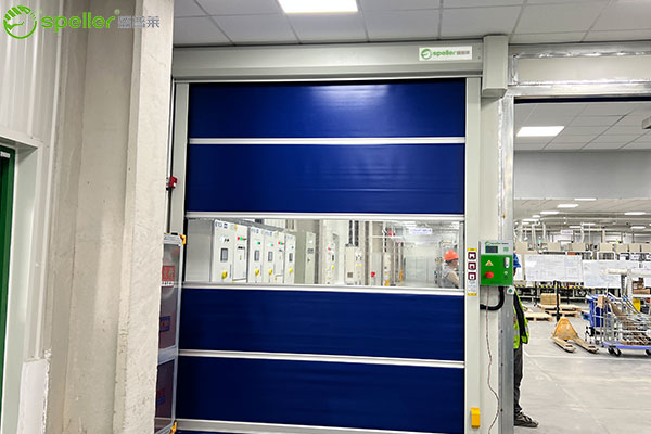 大赛璐安全系统（江苏）有限公司车间安装快速卷帘门