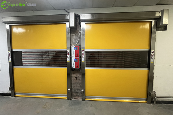车间内的盛普莱快速门