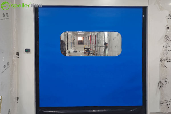 河北迦伯莱胶囊有限责任公司车间安装了拉链快速门