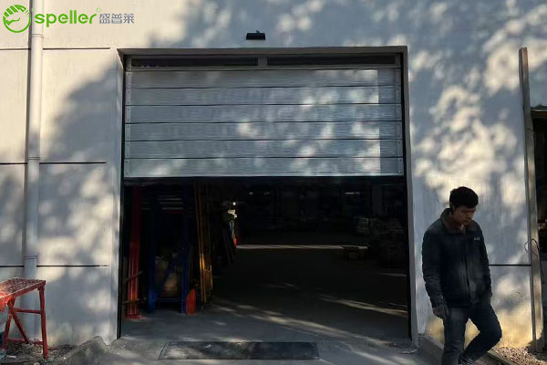 苏州金世博精密机电有限公司仓库安装涡轮硬质快速门