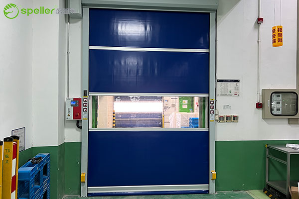 车间内的盛普莱快速门